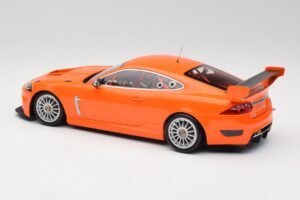 Jaguar XKR GT3 Racing Orange Minichamps 1:18 150081391 Fém – 5. kép a 6-ből
