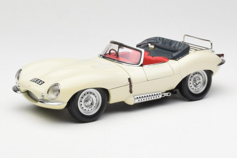 Jaguar XKSS Krémszínű AUTOart 1:18 73512 Fém