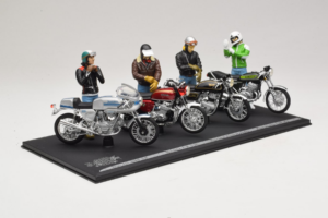 Joe Bar Team Kollekció Figurákkal Solido 1:18 5008 Fém – 2. kép a 4-ből