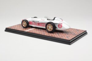 Watson Roadster #8 P. Flaherty John Zink Racing Indianapolis 500 Winner 1956 Carousel 1 1:18 143000 Fém – 5. kép a 6-ből