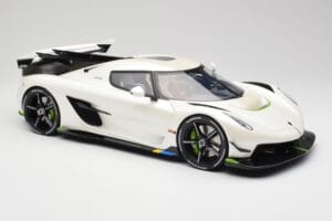 Koenigsegg Jesko Attack Crystal White Pearl GT Spirit 1:12 GT501 Gyanta – 4. kép a 6-ből