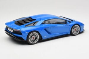 Lamborghini Aventador S LP740-4 Blue Nila AUTOart 1:18 79134 Fém – 3. kép a 8-ből
