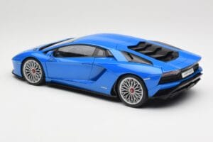 Lamborghini Aventador S LP740-4 Blue Nila AUTOart 1:18 79134 Fém – 7. kép a 8-ből
