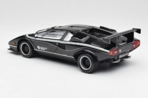 Lamborghini Countach LP500S Fekete Kyosho 1:18 08326K Fém – 7. kép a 8-ből