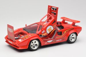 Lamborghini Countach Piros Bburago 1:18 3047 Fém – 2. kép a 8-ből