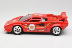 Lamborghini Countach Piros Bburago 1:18 3047 Fém – 4. kép a 8-ből
