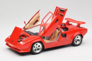 Lamborghini Countach Piros Bburago 1:18 3047-M1 Fém – 2. kép a 8-ből