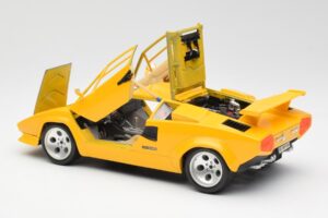 Lamborghini Countach Sárga Bburago 1:18 3037 Fém – 5. kép a 8-ből