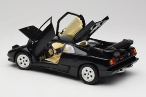 Lamborghini Diablo Fekete Mira 1:18 6107 Fém – 5. kép a 8-ből