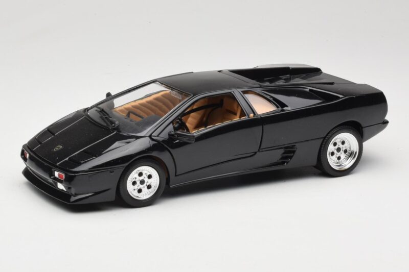Lamborghini Diablo Fekete Tonka 1:18 09035-M1 Fém