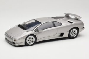 Lamborghini Diablo Ezüst AUTOart 1:18 70071 Fém