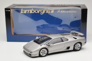 Lamborghini Diablo Ezüst AUTOart 1:18 70071 Fém – 8. kép a 8-ből