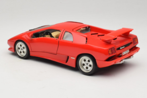 Lamborghini Diablo Piros Bburago 1:18 3041-M1 Fém – 7. kép a 8-ből