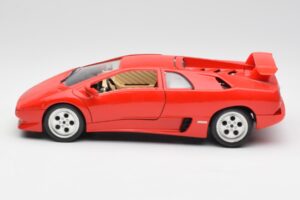 Lamborghini Diablo Piros Bburago 1:18 3028-M1 Fém – 4. kép a 8-ből