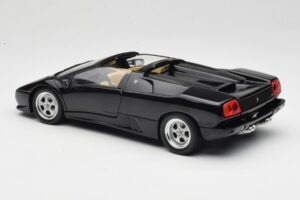 Lamborghini Diablo Roadster Fekete AUTOart 1:18 70093-R1 Fém – 9. kép a 10-ből