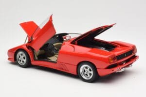 Lamborghini Diablo Roadster Piros AUTOart 1:18 70091 Fém – 5. kép a 8-ből