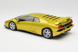 Lamborghini Diablo SE30 Anniversary Edition Sárga Spyder AUTOart 1:18 79157 Fém – 7. kép a 8-ből