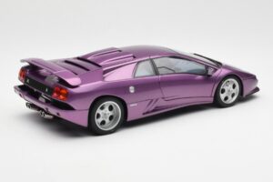 Lamborghini Diablo SE30 Jota Metál Lila AUTOart 1:18 79142 Kompozit – 3. kép a 8-ből