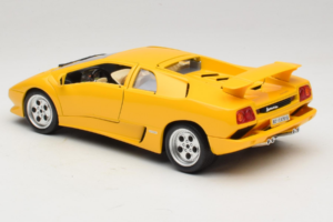 Lamborghini Diablo Sárga Bburago 1:18 3041-M2 Fém – 7. kép a 8-ből