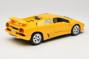 Lamborghini Diablo Sárga Bburago 1:18 3041 Fém – 3. kép a 8-ből