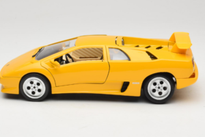 Lamborghini Diablo Sárga Bburago 1:18 3041 Fém – 4. kép a 8-ből