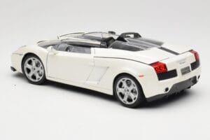 Lamborghini Gallardo Concept S Fehér Motormax 1:18 79156 Fém – 7. kép a 8-ből