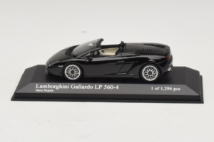 Lamborghini Gallardo LP560-4 Spyder Fekete Minichamps 1:43 400103830 Fém