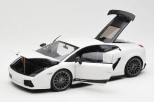 Lamborghini Gallardo Superleggera Monocerus Metallic Fehér AUTOart 1:18 74585 Fém – 2. kép a 8-ből