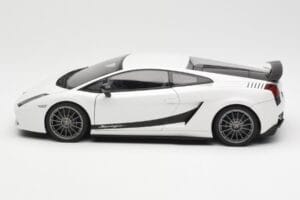 Lamborghini Gallardo Superleggera Monocerus Metallic Fehér AUTOart 1:18 74585 Fém – 4. kép a 8-ből
