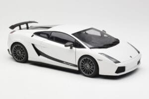 Lamborghini Gallardo Superleggera Monocerus Metallic Fehér AUTOart 1:18 74585 Fém – 6. kép a 8-ből