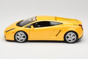 Lamborghini Gallardo Sárga Maisto 1:18 31655 Fém – 4. kép a 8-ből