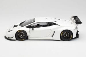 Lamborghini Huracan GT3 Fehér AUTOart 1:18 81527 Fém – 4. kép a 8-ből