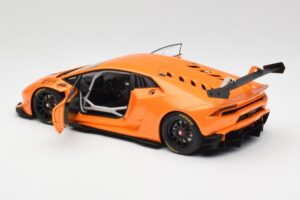 Lamborghini Huracan LP620-2 Super Trofeo Arancio Borealis Pearl Effect Narancssárga AUTOart 1:18 81558 Fém – 5. kép a 8-ből