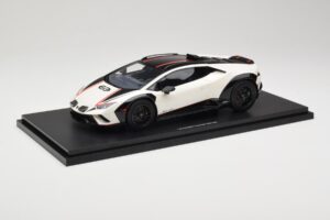 Lamborghini Huracan Sterrato No. 63 Fehér TopSpeed 1:18 TS0610 Gyanta