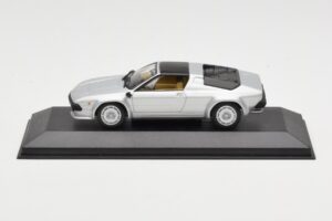 Lamborghini Jalpa Ezüst Minichamps 1:43 400103601 Fém