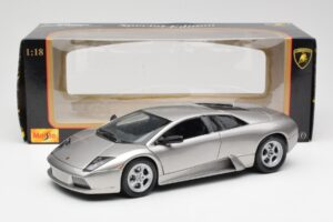 Lamborghini Murcielago Ezüst Maisto 1:18 7450257 Fém – 8. kép a 8-ből