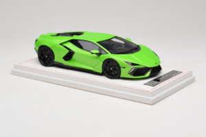 Lamborghini Revuelto Zöld Metallic IVY 1:18 REMC024 Gyanta – 4. kép a 7-ből