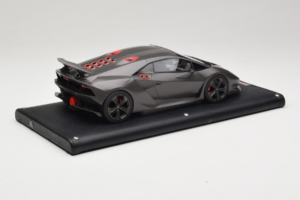 Lamborghini Sesto Elemento Matte Black MR Collection 1:18 LAMB054 Gyanta – 3. kép a 6-ből