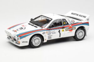 Lancia 037 Martini #1 W. Rohrl / C. Geistdorfer Winner Rally Monte Carlo 1983 Éjszakai Változat Kyosho 1:18 08306A Fém