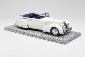 Lancia Astura Tipo 233 Corto Fehér Minichamps 1:18 107125330 Gyanta – 4. kép a 6-ből