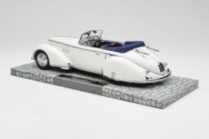 Lancia Astura Tipo 233 Corto Fehér Minichamps 1:18 107125330 Gyanta – 5. kép a 6-ből