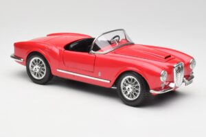 Lancia Aurelia B24 Spider Piros Bburago 1:18 3010 Fém – 6. kép a 8-ből