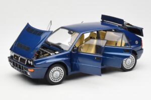Lancia Delta HF Integrale Evo II Kék Kyosho 1:18 08341BL Fém – 2. kép a 8-ből