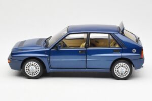 Lancia Delta HF Integrale Evo II Kék Kyosho 1:18 08341BL Fém – 4. kép a 8-ből