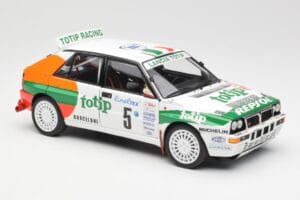 Lancia Delta HF Integrale Evo II Totip #5 A. Aghini / S. Farnocchia Rally Monte Carlo 1993 Kyosho 1:18 08348F Fém – 6. kép a 8-ből
