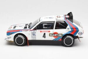 Lancia Delta S4 Martini #4 H. Toivonen / S. Cresto Rally Tour de Corse 1986 AUTOart 1:18 88620 Fém – 4. kép a 8-ből