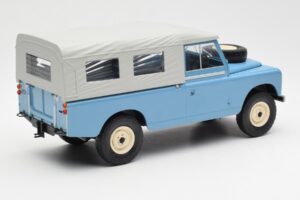 Land Rover Series II 109 Pick Up Closed Kék MCG 1:18 MCG18094 Fém – 2. kép a 6-ből