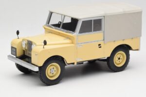 Land Rover 88 Series 1 Hard Top Világos Bézs MCG 1:18 MCG18368 Fém