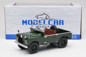 Land Rover 88 Series 1 Open Top Sötétzöld MCG 1:18 MCG18367 Fém – 6. kép a 6-ből