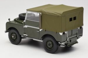 Land Rover 88 Series I Matt Green Minichamps 1:18 150168909 Fém – 7. kép a 8-ből